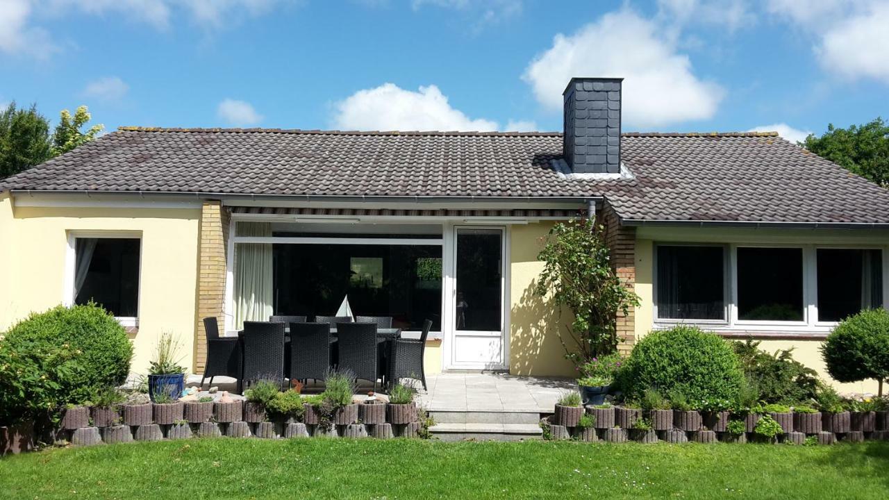 Ferienhaus "Achtern Diek" Villa Büsum Exteriör bild